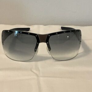GUCCI Sunglasses perfect, stunning CAD 220